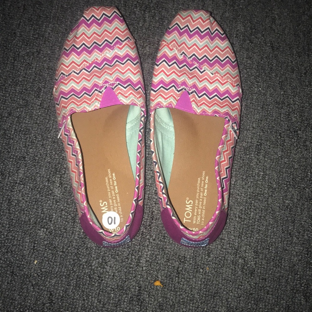 Fairly worn Toms